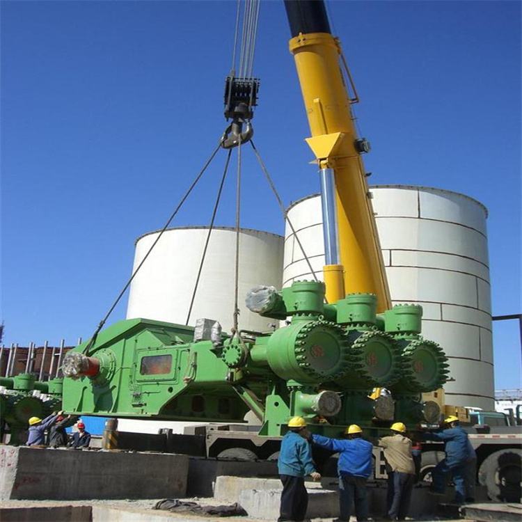 普宁租赁200吨吊车